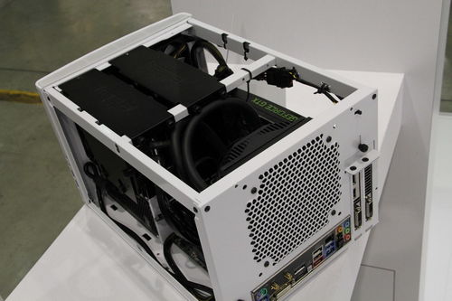 科技与狂想的碰撞 网络曝光的各种奇特坦克造型机箱盘点